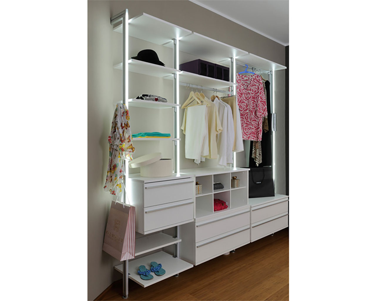 Begehbarer Kleiderschrank BALTRUM ohne LED